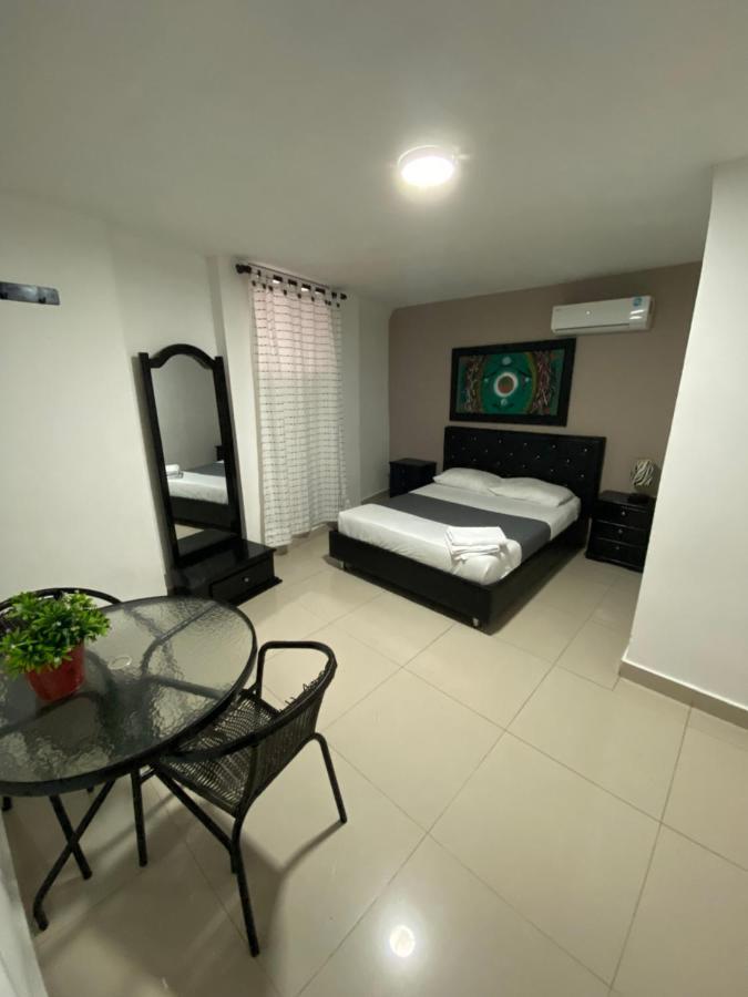 Hotel Estefania Princess バランキージャ エクステリア 写真