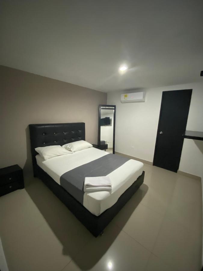 Hotel Estefania Princess バランキージャ エクステリア 写真